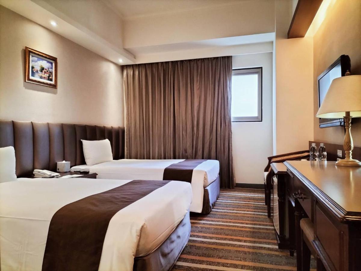 Urban Hotel33 Kaohsiung Exterior photo