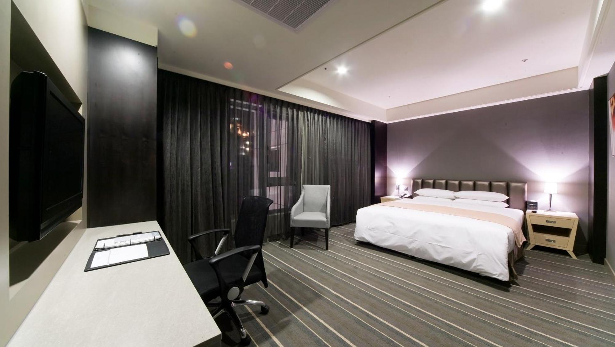 Urban Hotel33 Kaohsiung Exterior photo