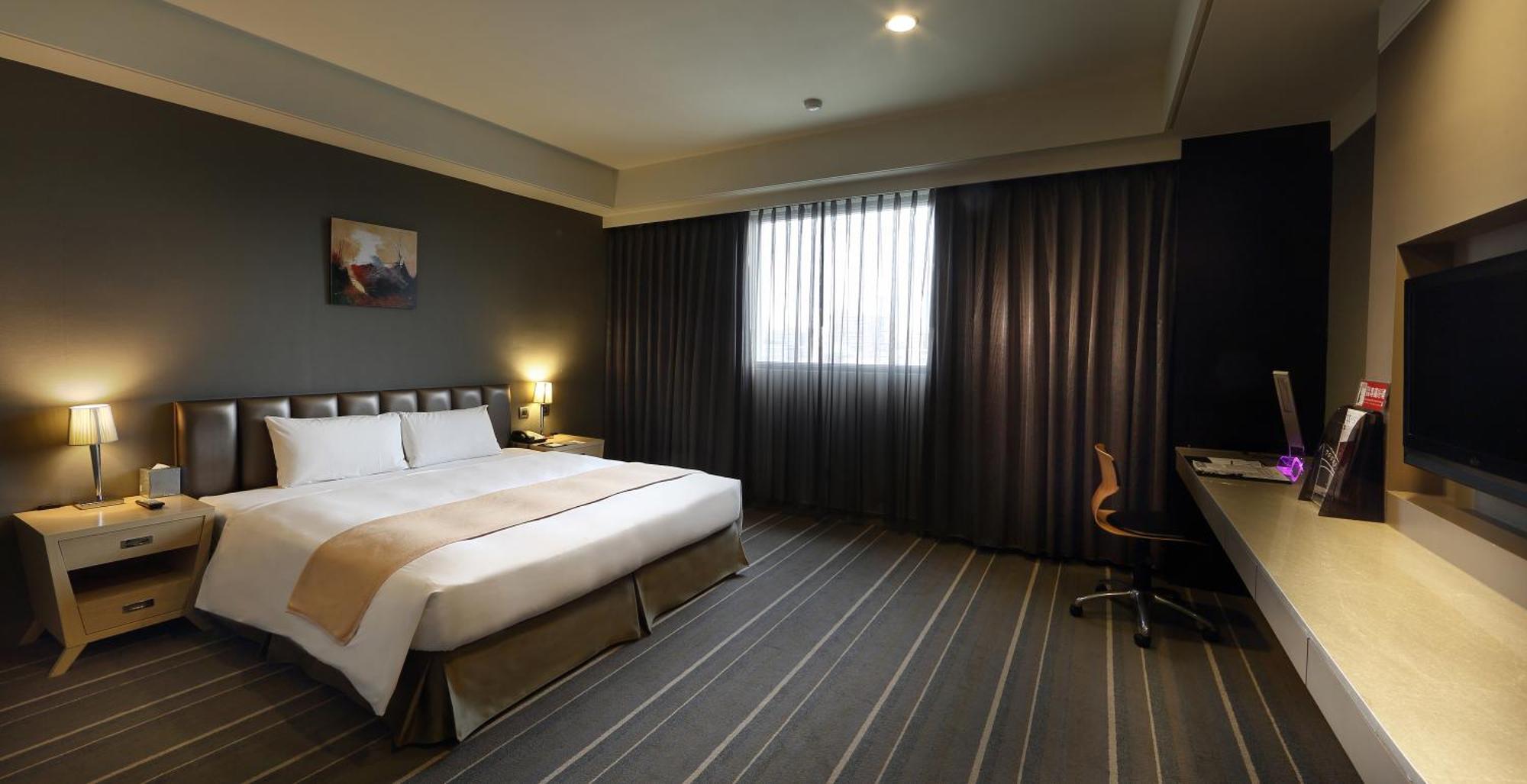 Urban Hotel33 Kaohsiung Exterior photo
