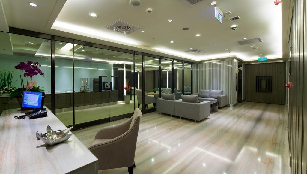 Urban Hotel33 Kaohsiung Exterior photo
