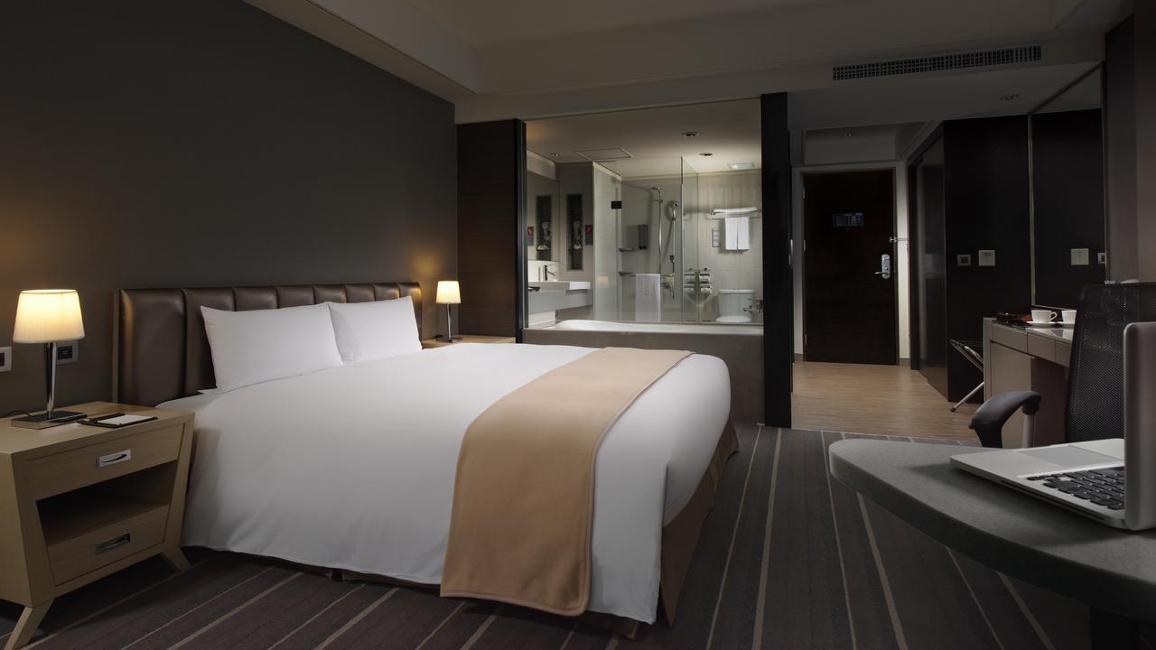 Urban Hotel33 Kaohsiung Exterior photo